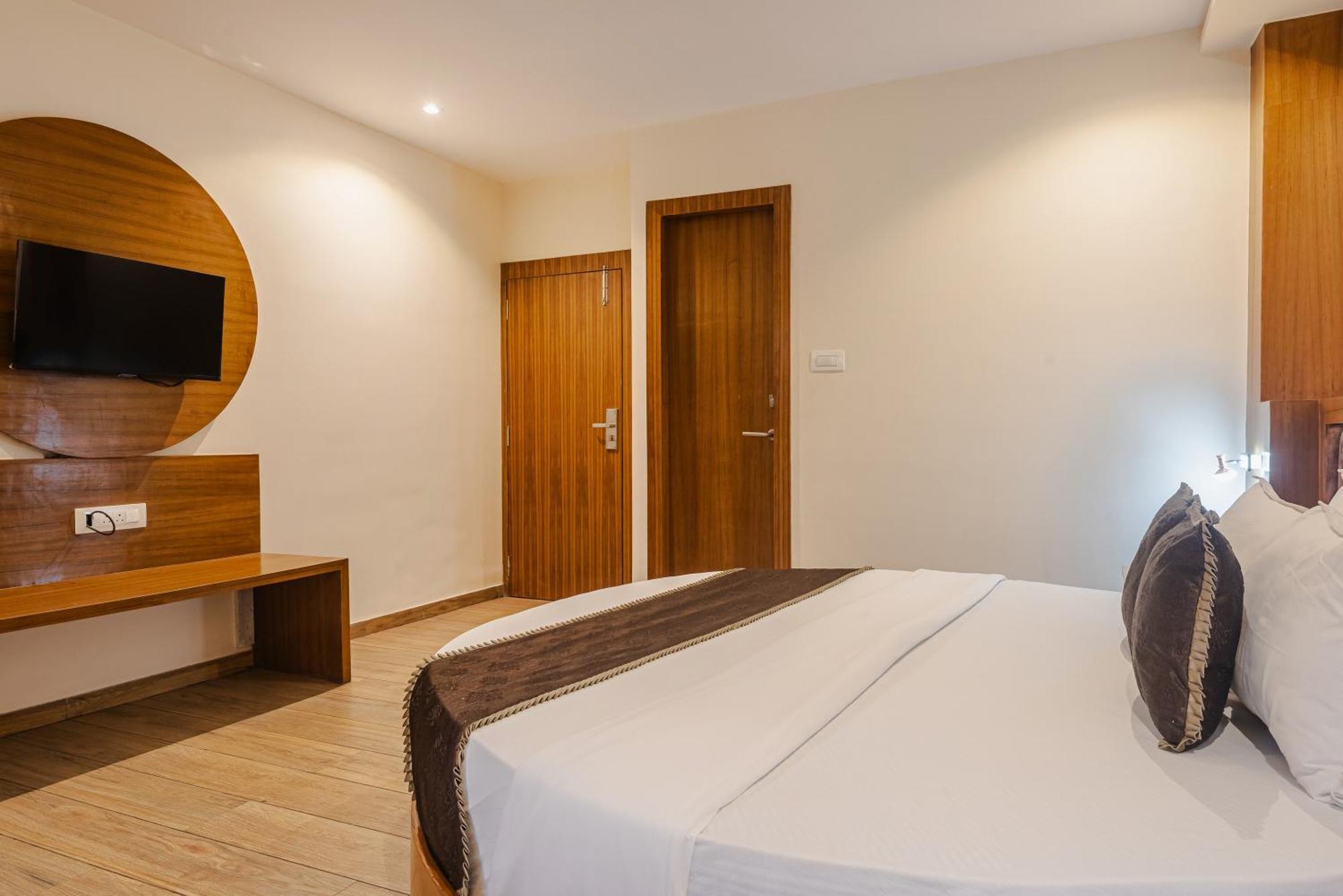 Hotel Silver Park Mumbai Luaran gambar
