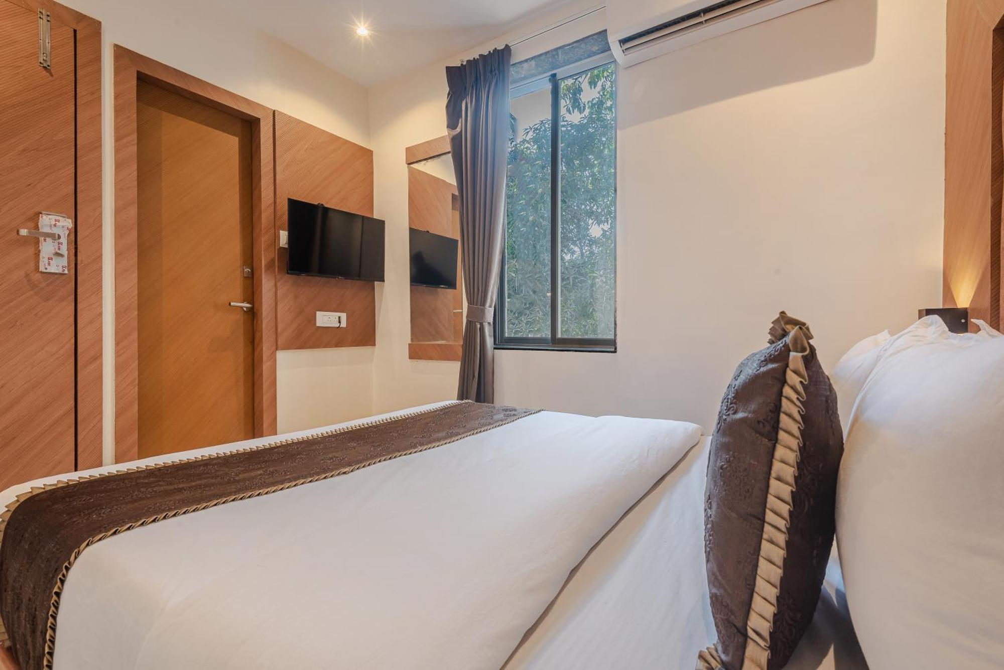 Hotel Silver Park Mumbai Luaran gambar