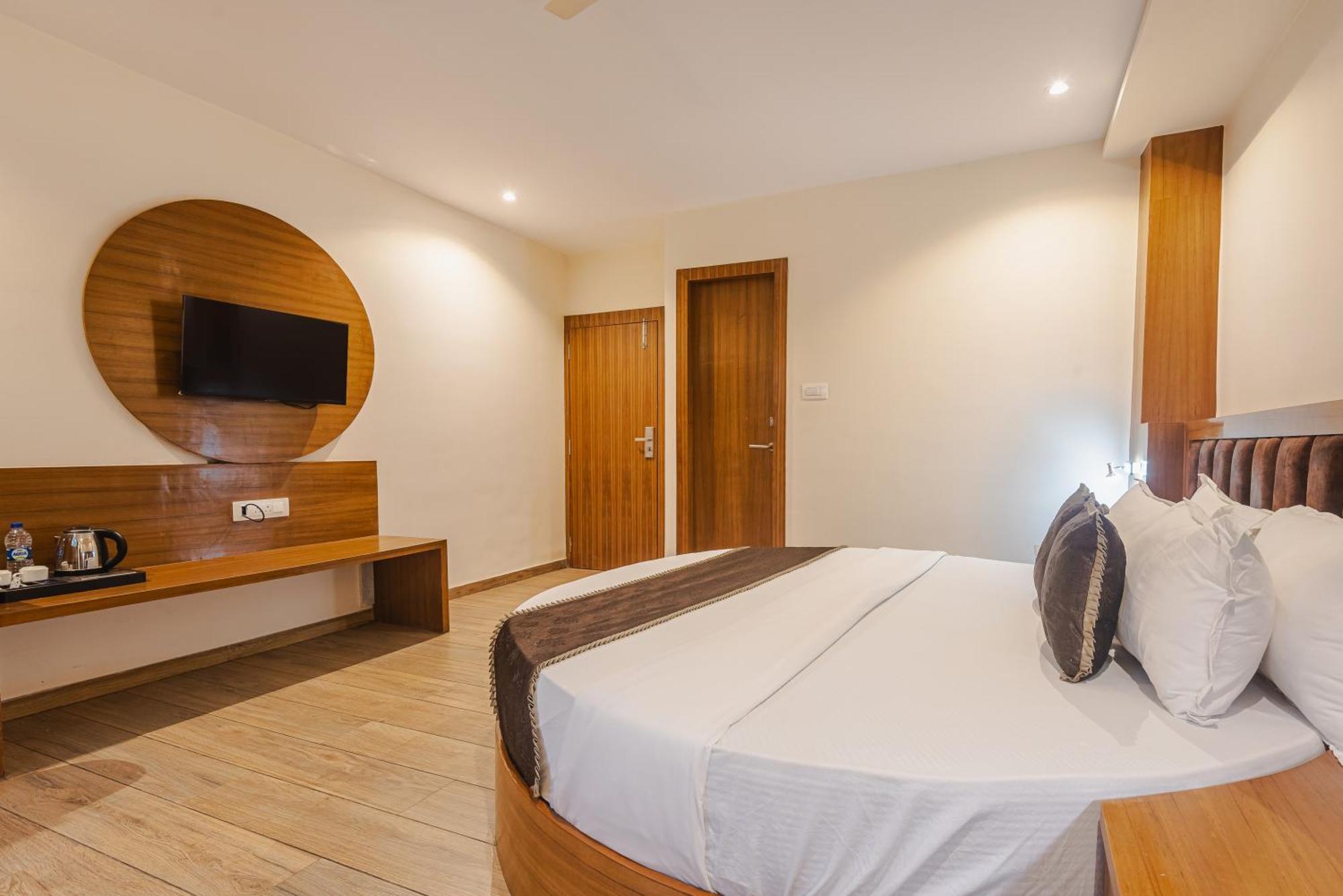 Hotel Silver Park Mumbai Luaran gambar