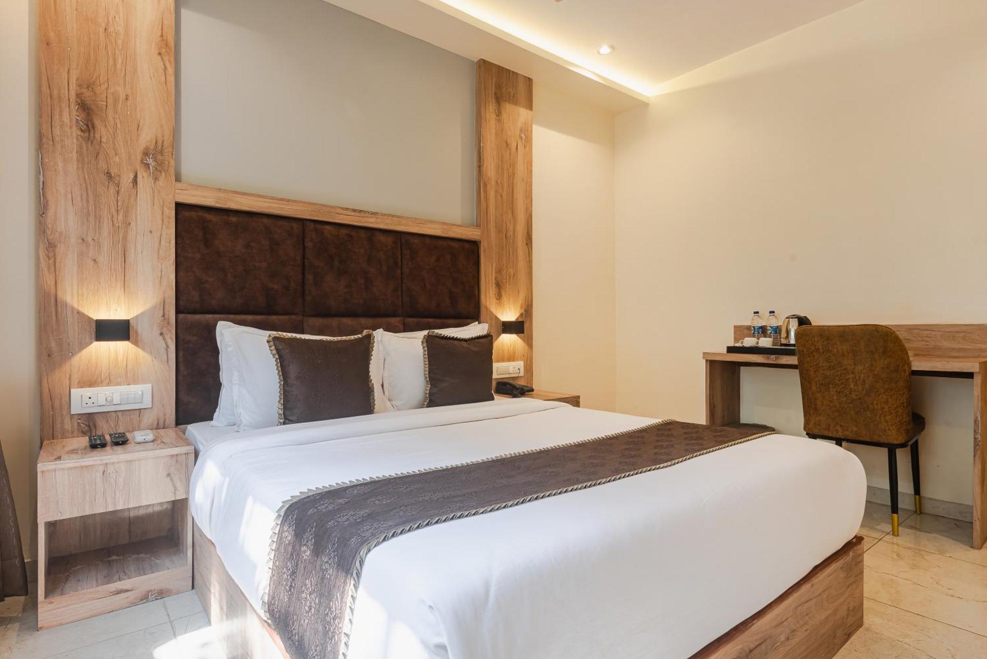 Hotel Silver Park Mumbai Luaran gambar
