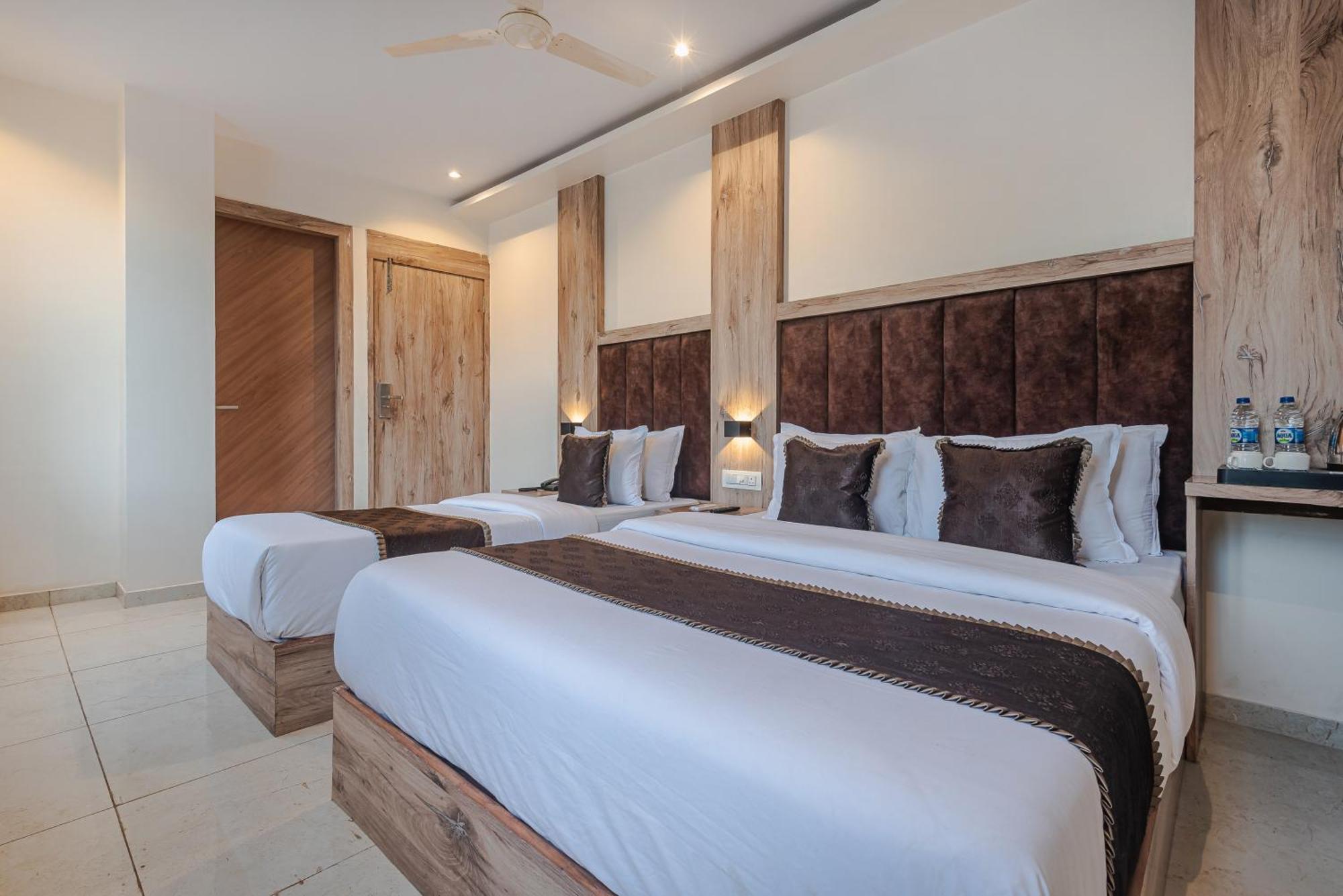 Hotel Silver Park Mumbai Luaran gambar