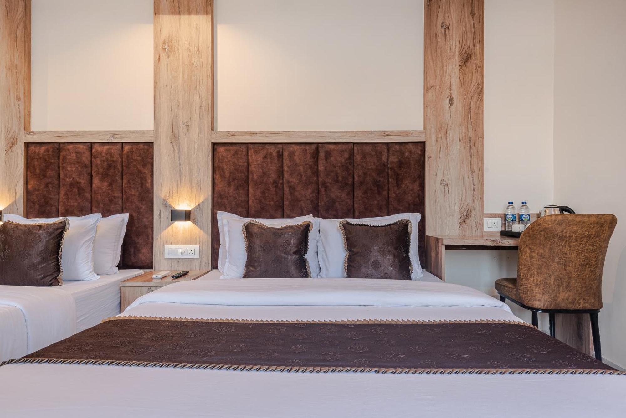 Hotel Silver Park Mumbai Luaran gambar